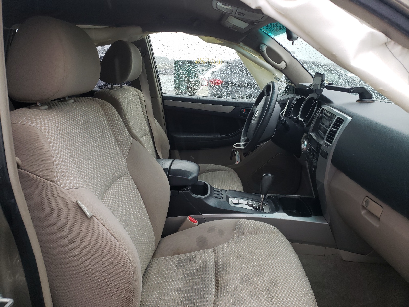 Photo 5 from auction – 2008 TOYOTA 4RUNNER SR with VIN JTEBU14R48K007959