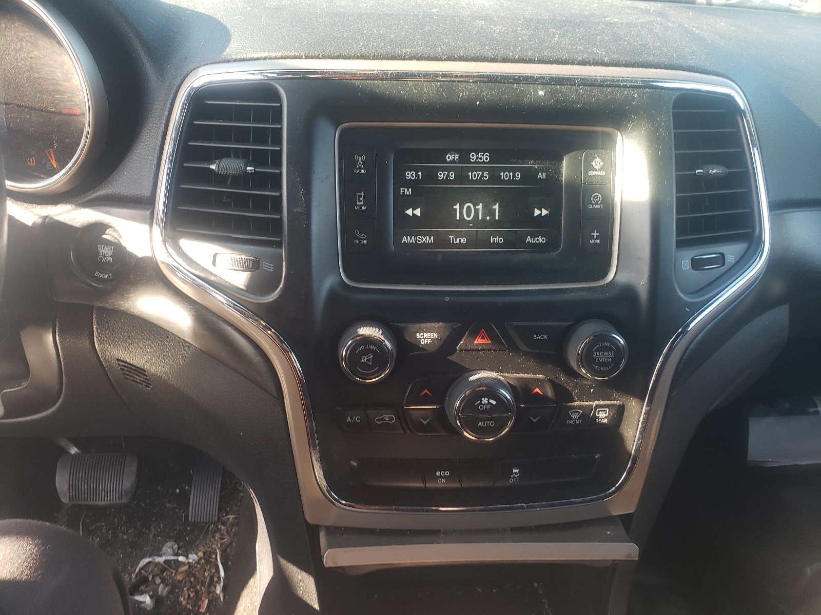 Photo 9 from auction – 2015 JEEP GRAND CHER with VIN 1C4RJFAG7FC821056