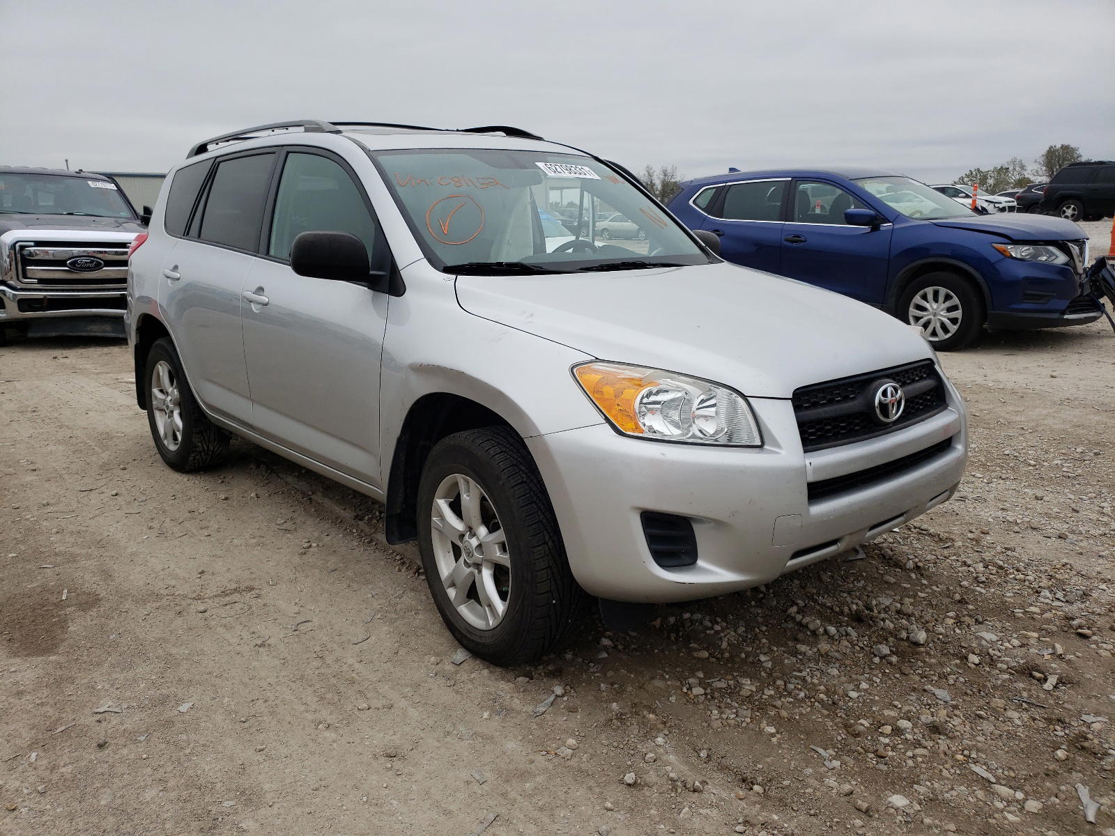 TOYOTA RAV4 2011 with VIN 2T3ZF4DV6BW081152 - Photo from auction