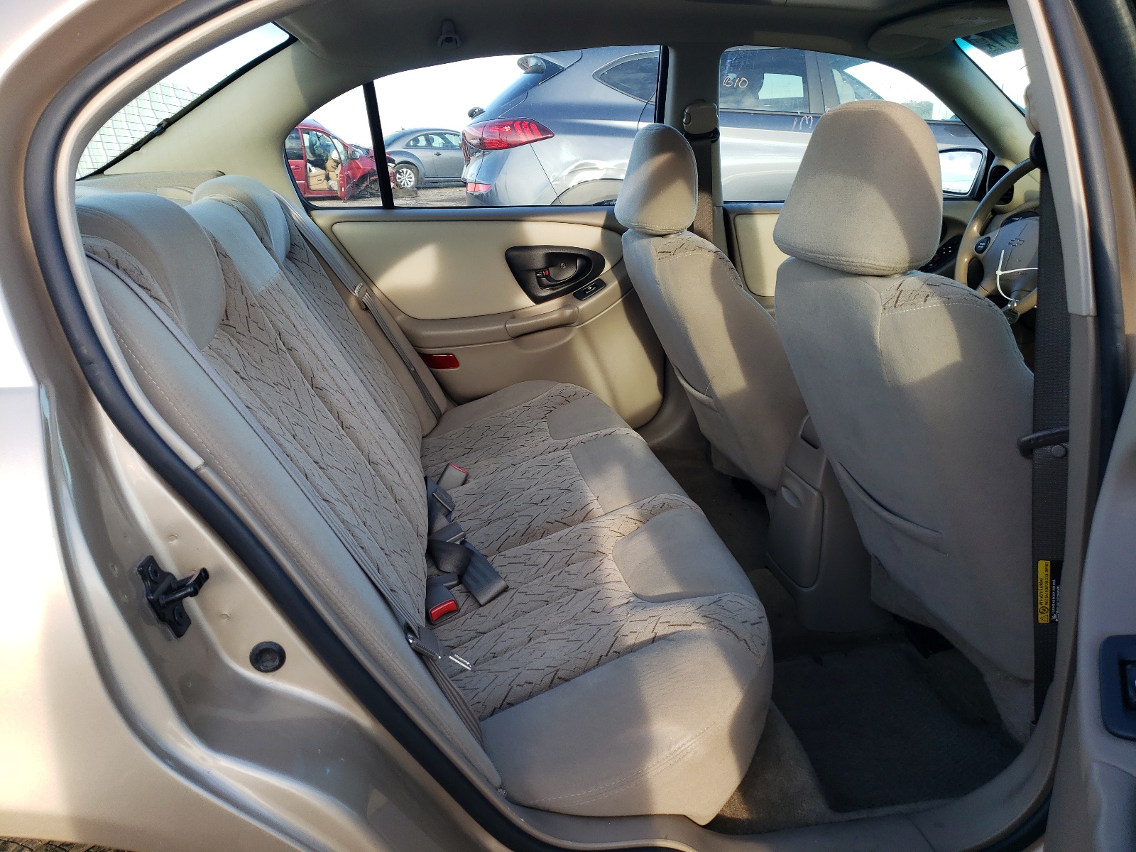 Photo 6 from auction – 2003 CHEVROLET MALIBU LS with VIN 1G1NE52J93M618787
