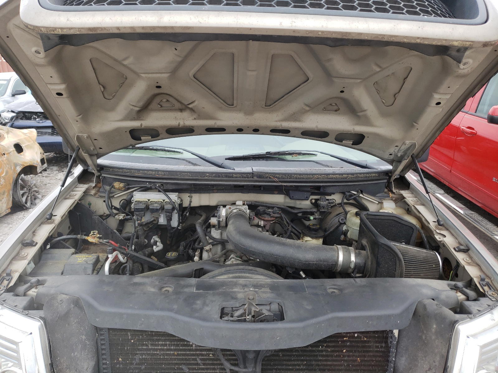 Photo 7 from auction – 2005 FORD F150 with VIN 1FTRX12W65FA22728