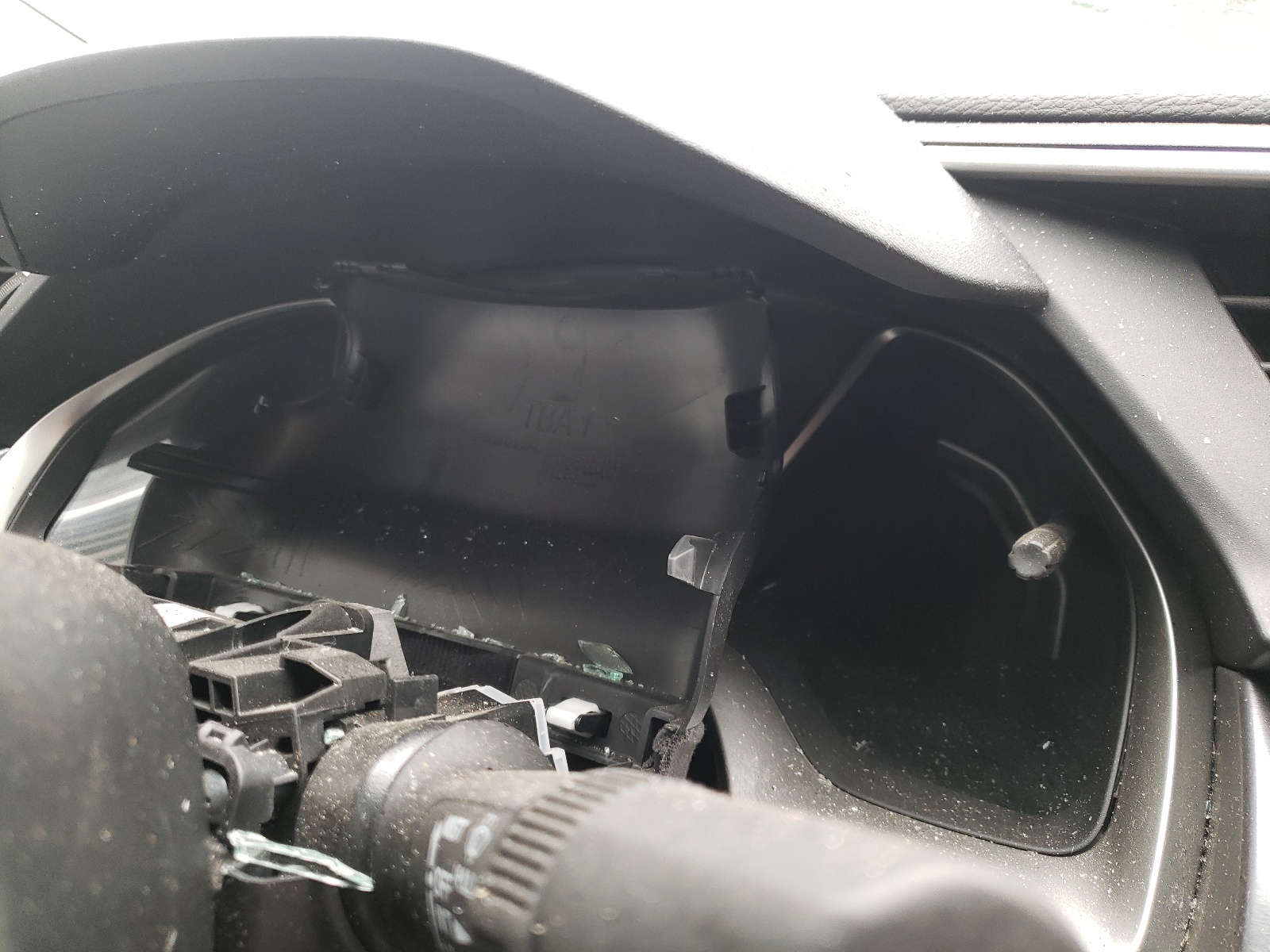Photo 8 from auction – 2017 HONDA CIVIC EX with VIN 2HGFC1E35HH658965