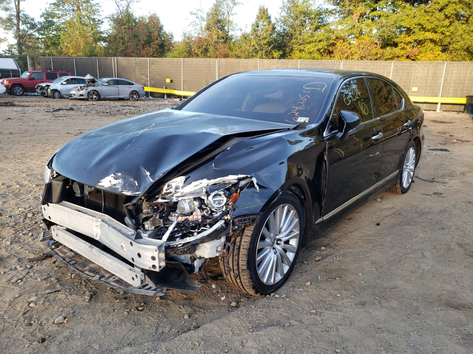 Photo 2 from auction – 2013 LEXUS LS 460 with VIN JTHBL5EF1D5119872