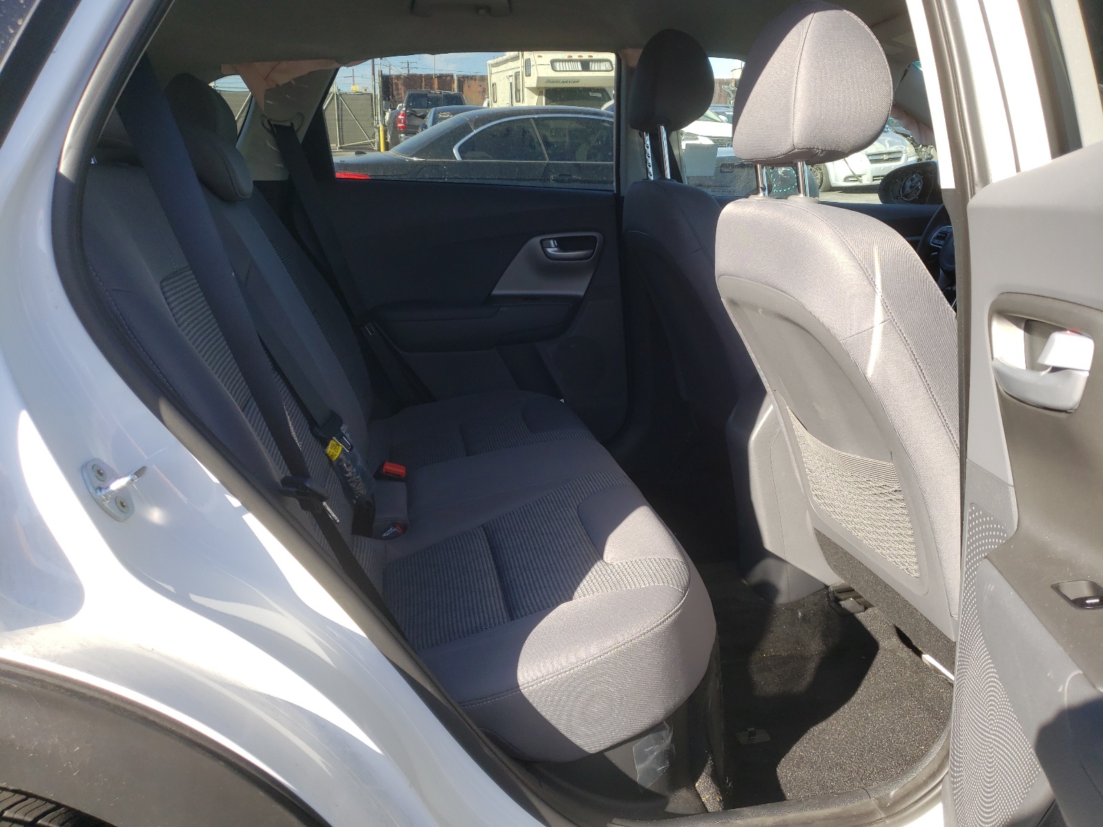 Photo 6 from auction – 2020 KIA NIRO LX with VIN KNDCB3LC1L5423854