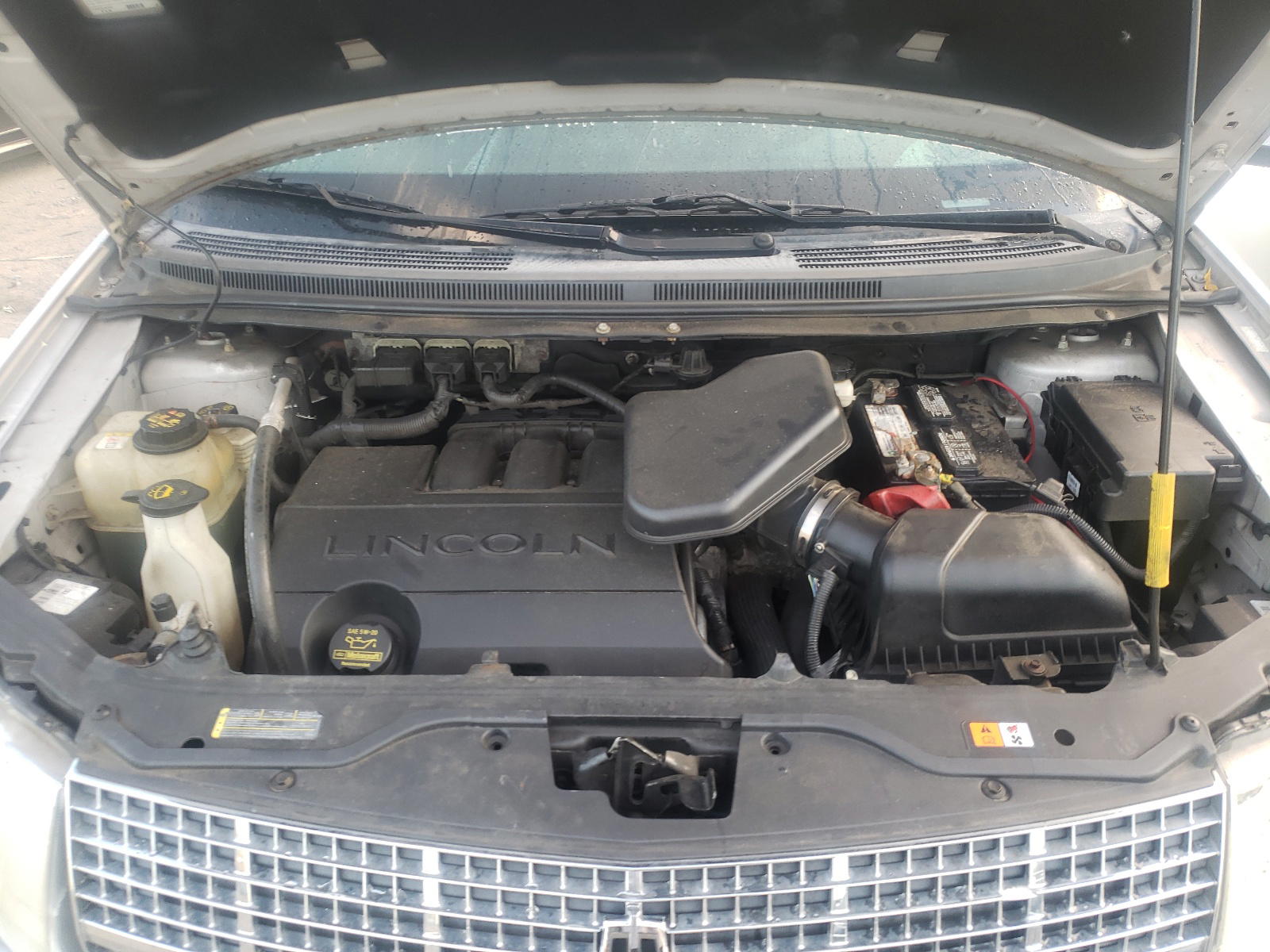 Photo 7 from auction – 2010 LINCOLN MKX with VIN 2LMDJ8JC9ABJ02337