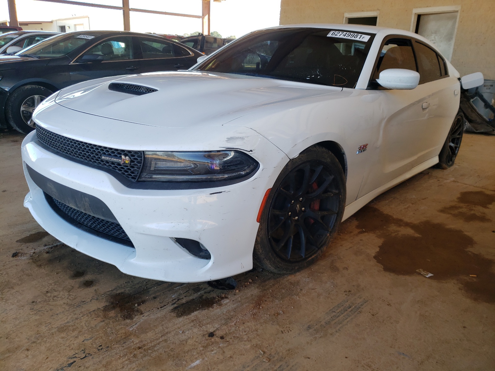 Photo 2 from auction – 2018 DODGE CHARGER R/ with VIN 2C3CDXGJ1JH126426