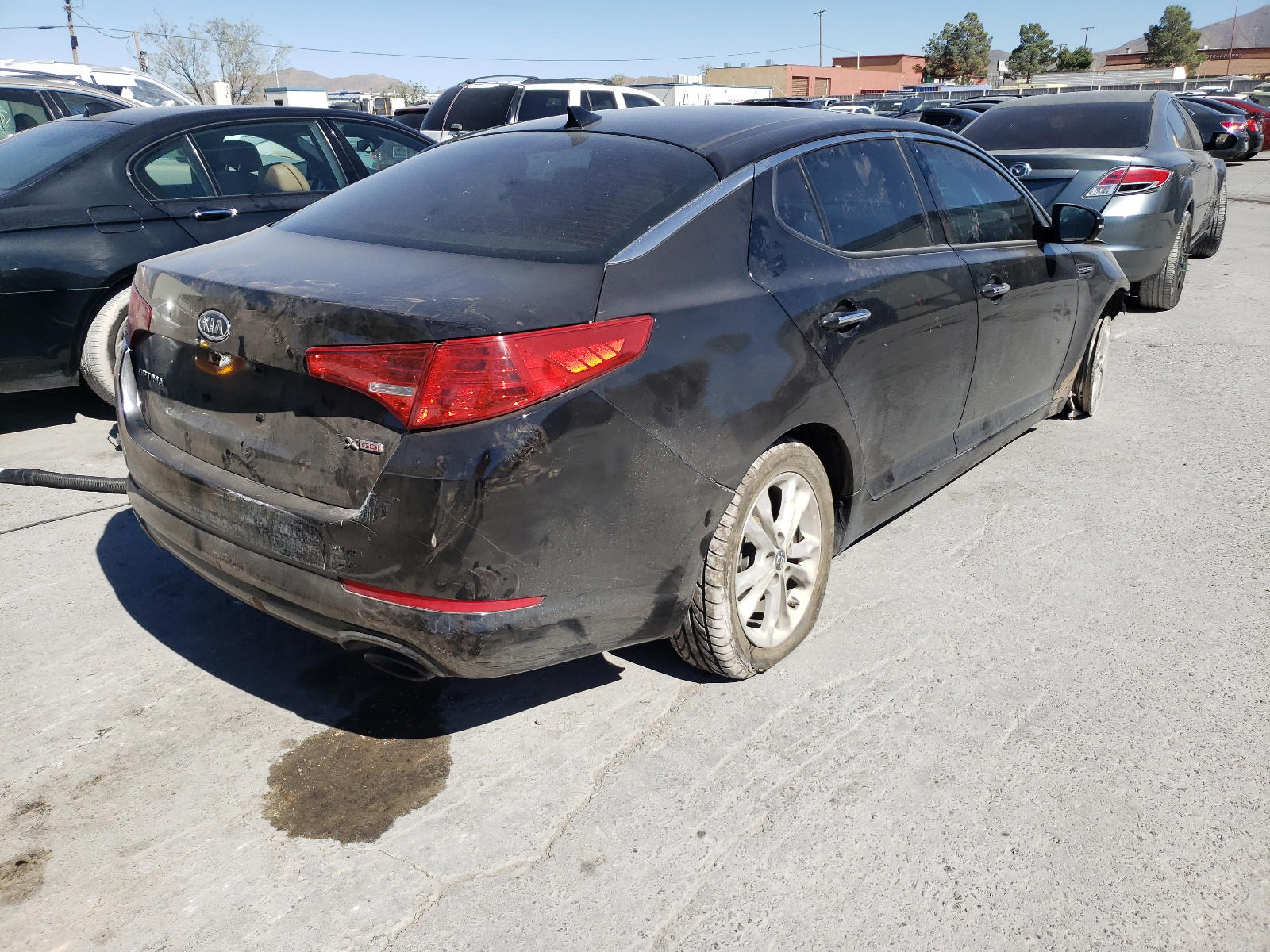 Photo 4 from auction – 2011 KIA OPTIMA EX with VIN KNAGN4A70B5117227