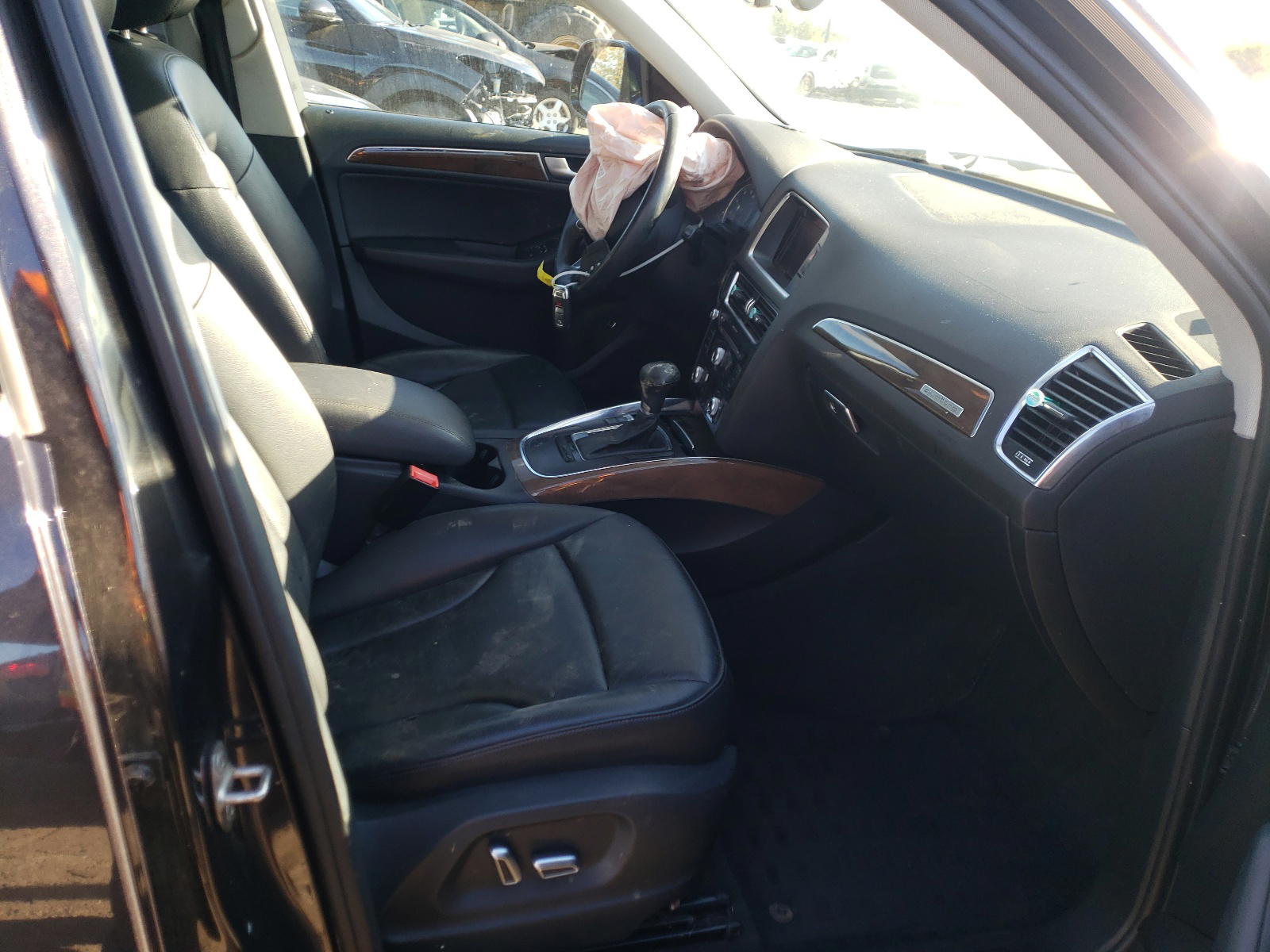 Photo 5 from auction – 2016 AUDI Q5 PREMIUM with VIN WA1C2AFP3GA133352