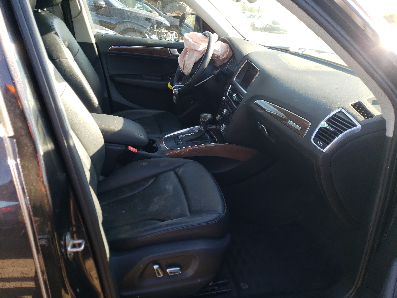 Zdjęcie 5 z aukcji – 2016 AUDI Q5 PREMIUM z VIN WA1C2AFP3GA133352