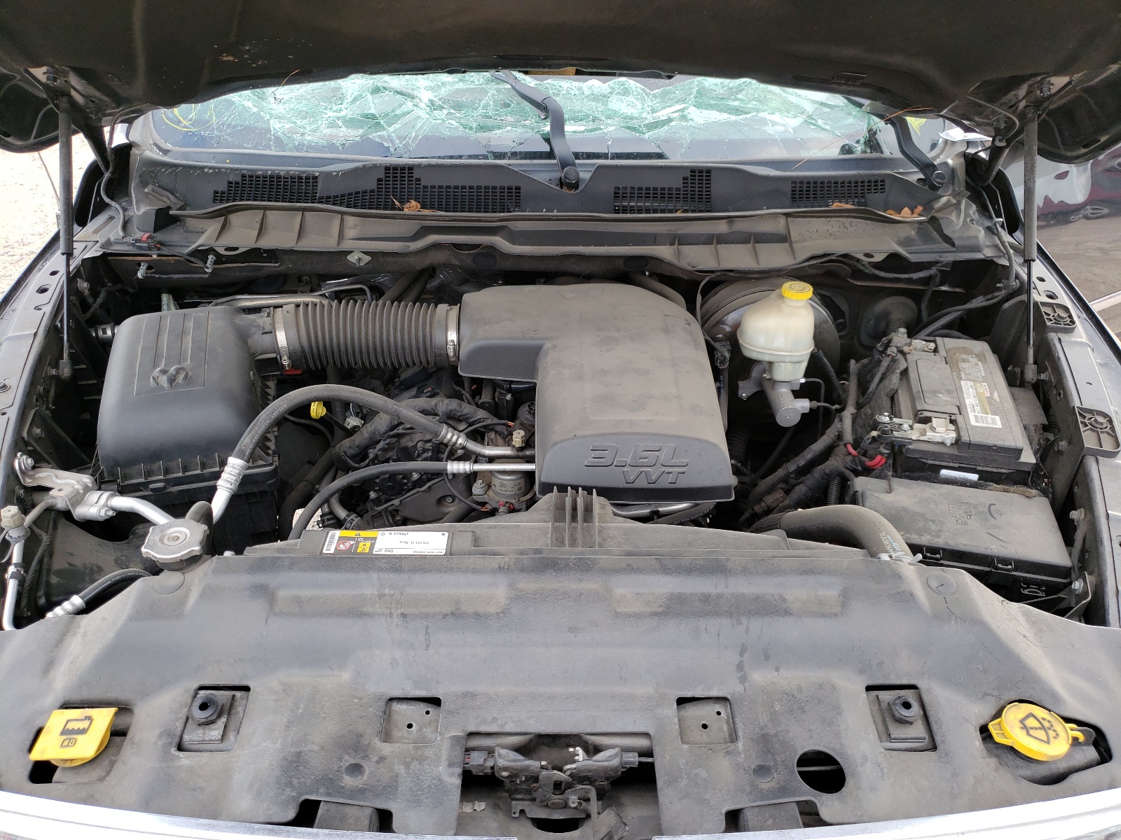 Photo 7 from auction – 2016 RAM 1500 SLT with VIN 1C6RR6LG9GS339631