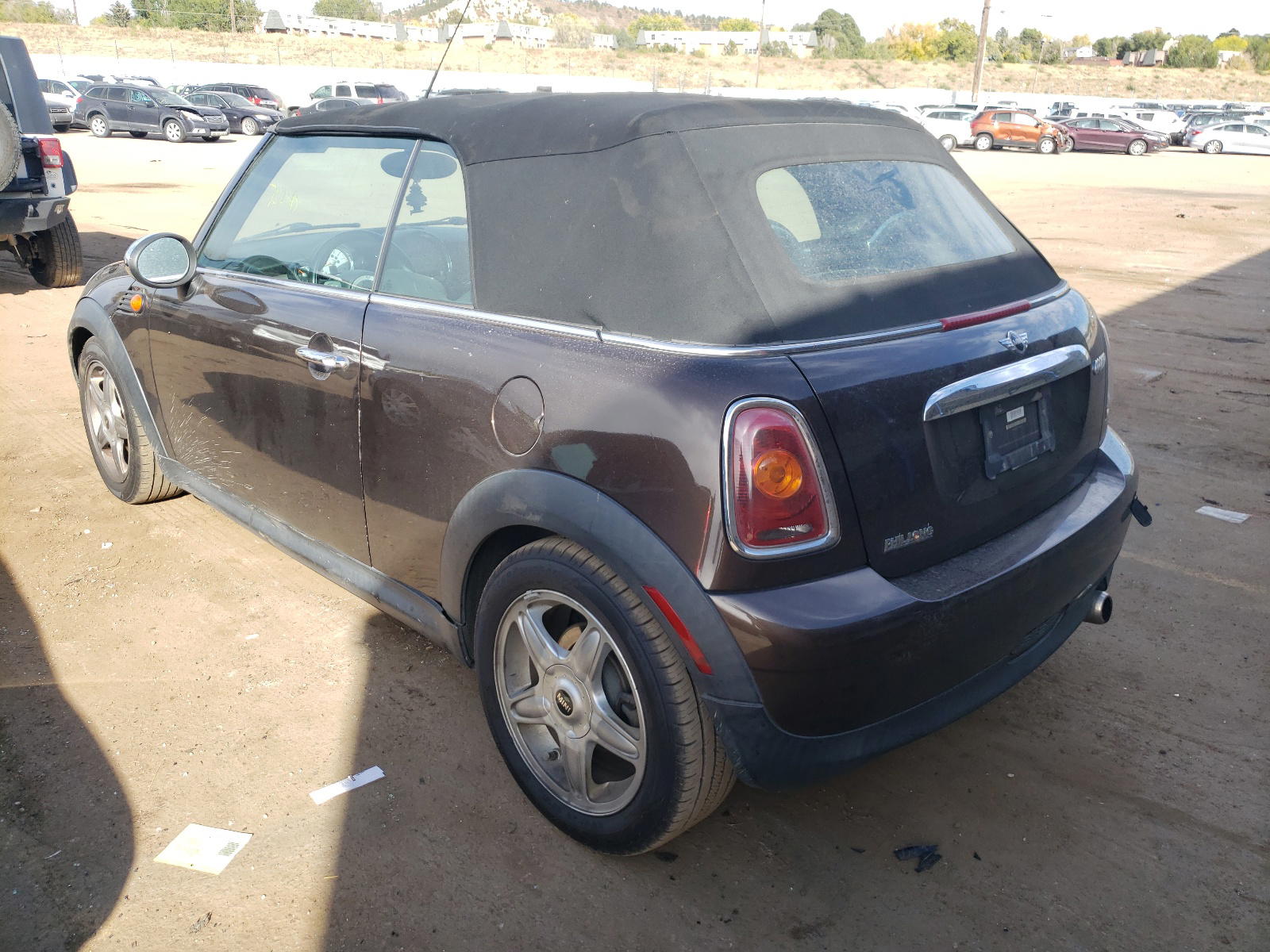 Photo 15 from auction – 2009 MINI COOPER with VIN WMWMR33519TJ93929