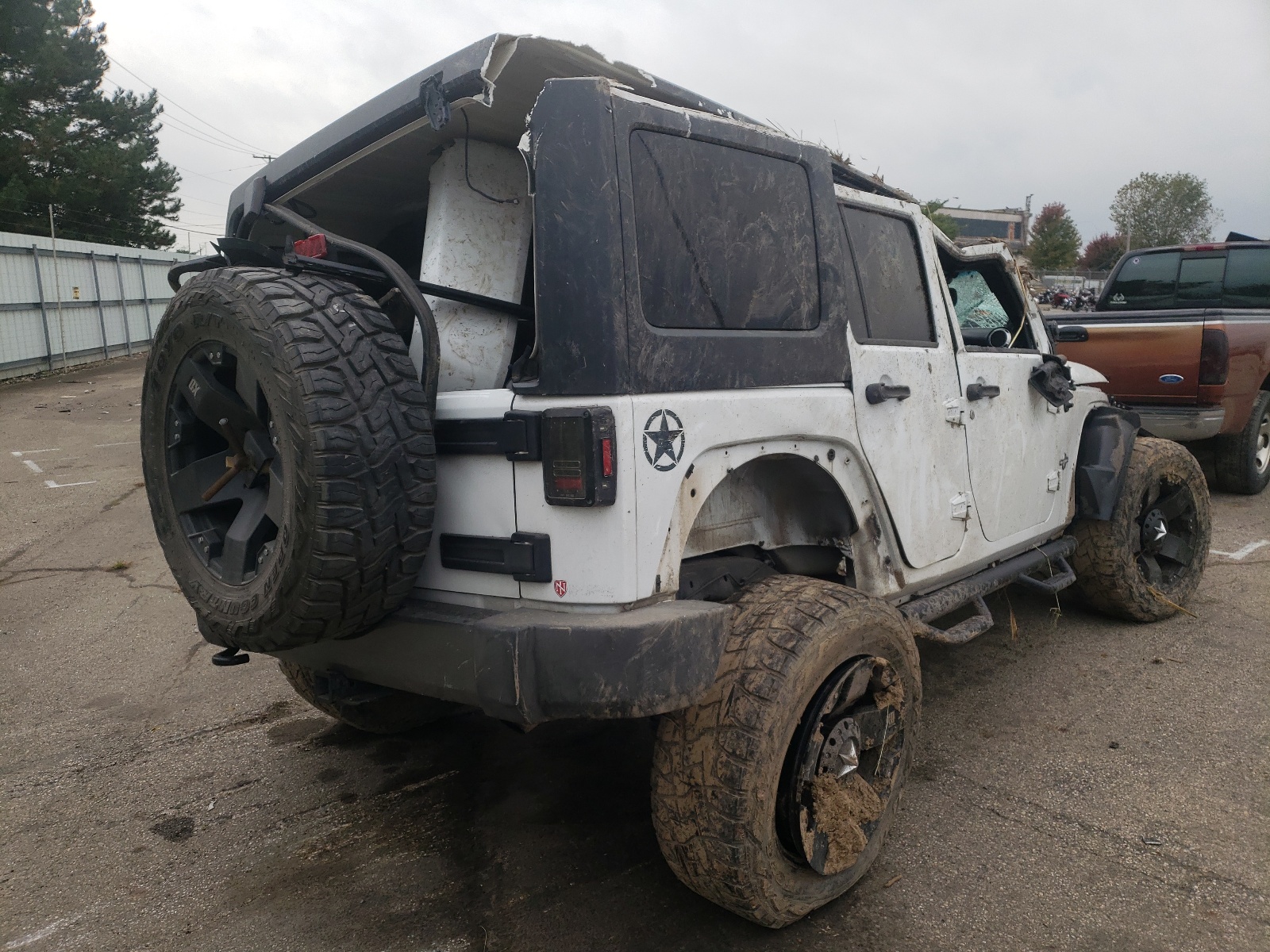 Photo 4 from auction – 2014 JEEP WRANGLER U with VIN 1C4BJWDG2EL222688