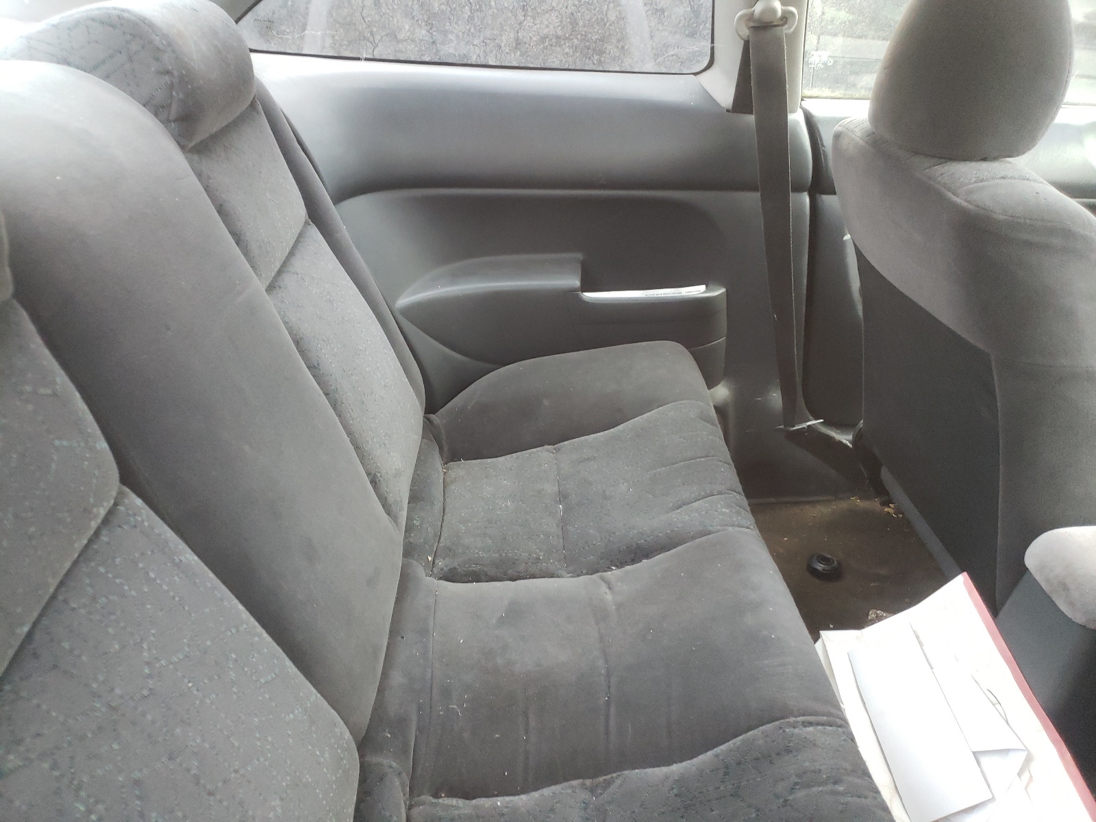 Photo 6 from auction – 2000 HONDA CIVIC with VIN 1HGEJ8145YL007573