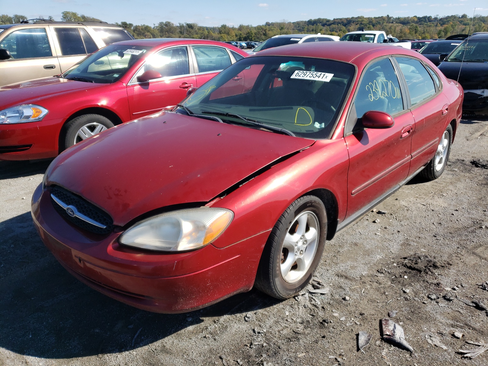 Photo 2 from auction – 2001 FORD TAURUS SES with VIN 1FAFP55UX1A155994