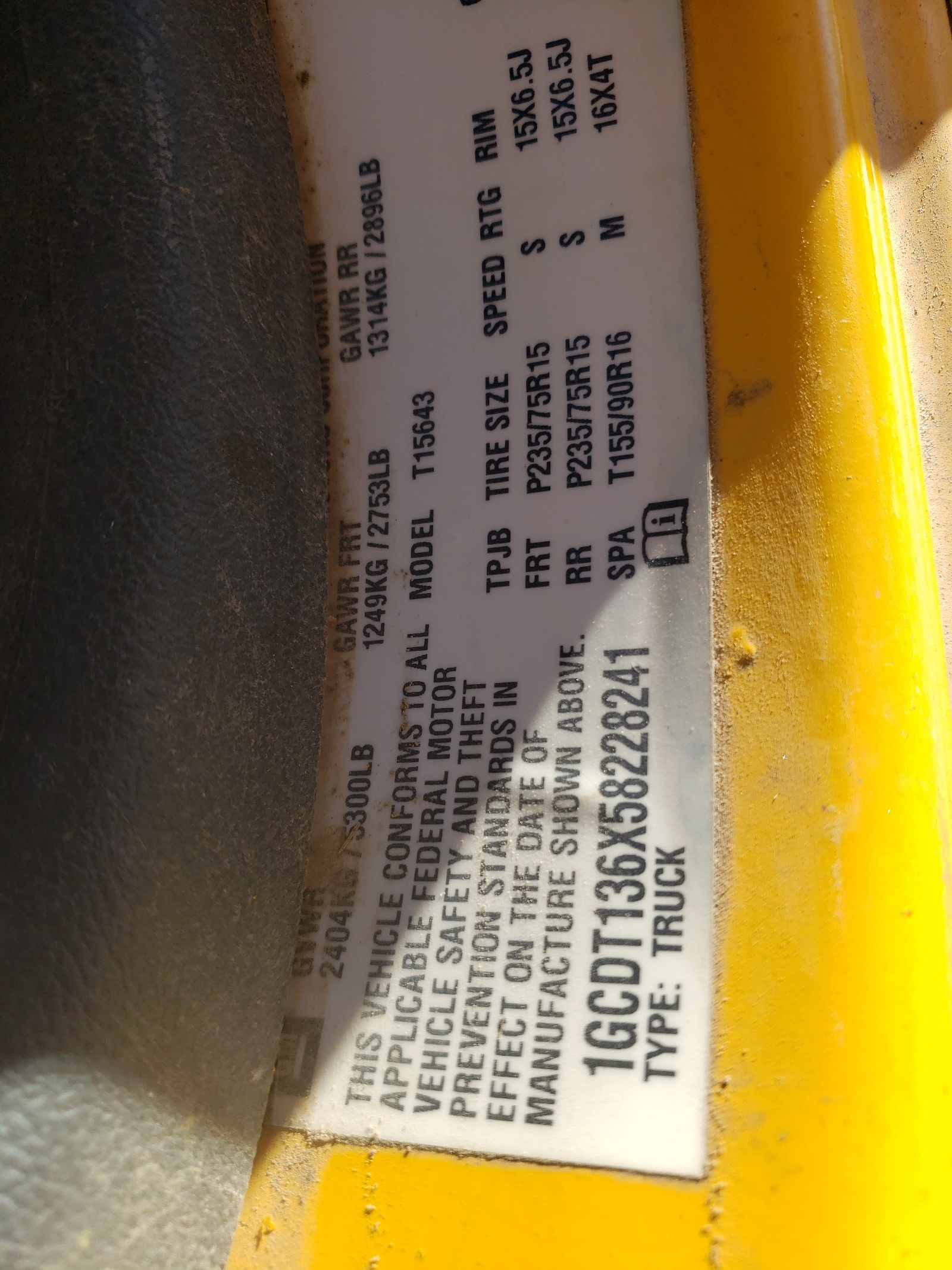 Photo 10 from auction – 2005 CHEVROLET COLORADO with VIN 1GCDT136X58228241
