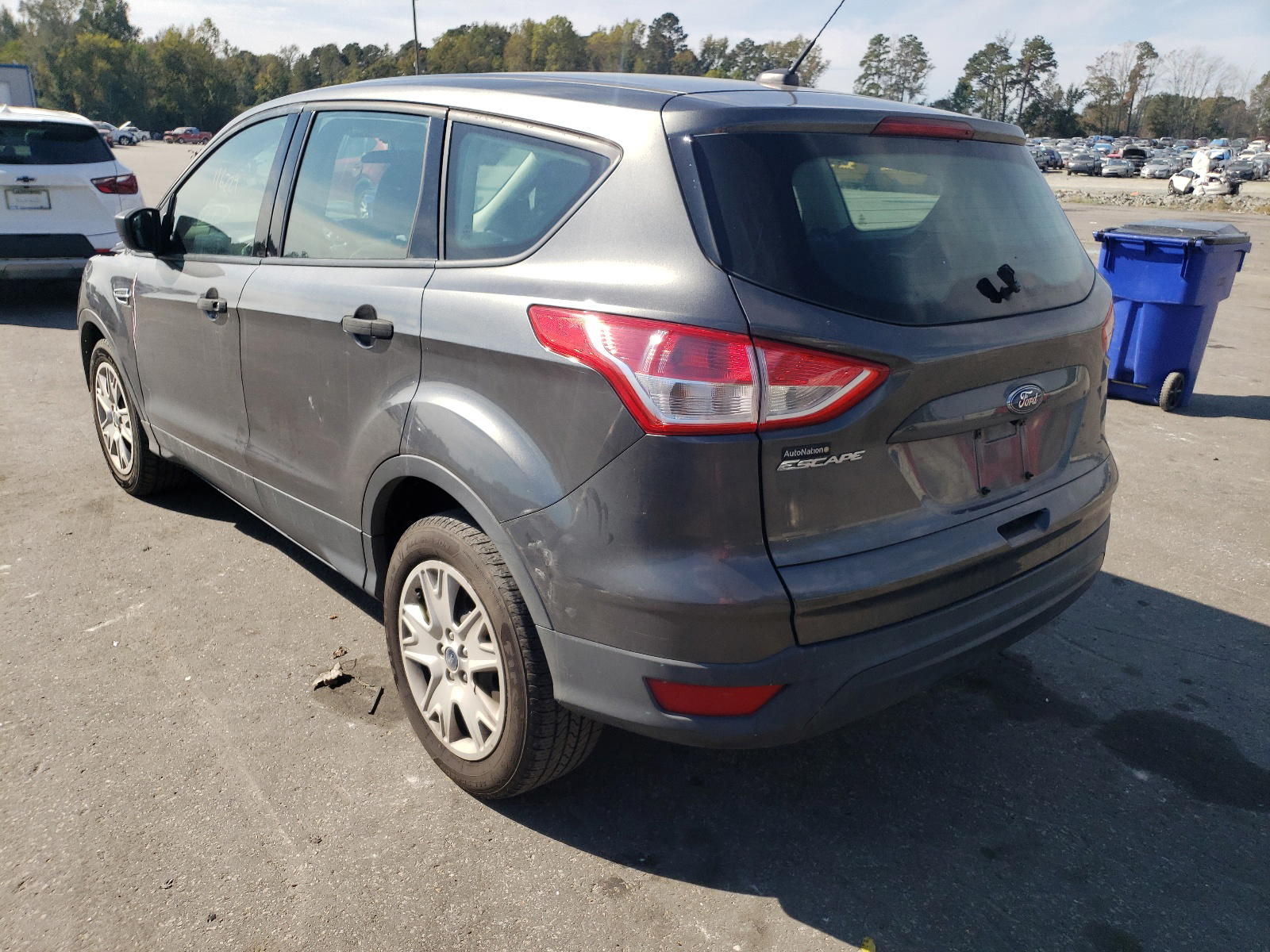 Photo 3 from auction – 2015 FORD ESCAPE S with VIN 1FMCU0F78FUB56922