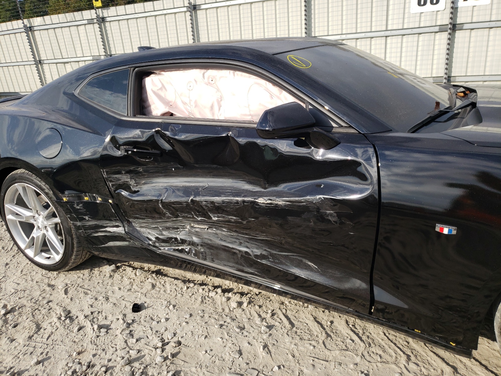 Photo 9 from auction – 2019 CHEVROLET CAMARO LS with VIN 1G1FB1RS5K0126767