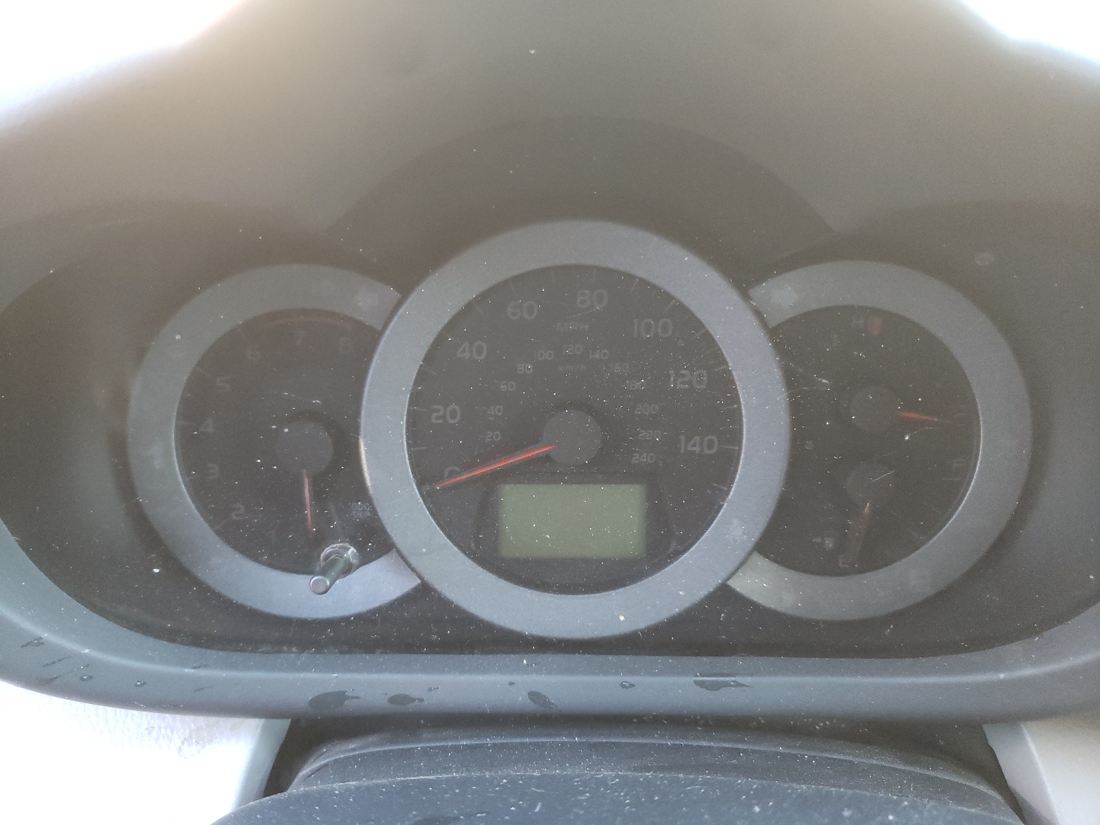 Photo 8 from auction – 2009 TOYOTA RAV4 LIMIT with VIN JTMBK34V895075331