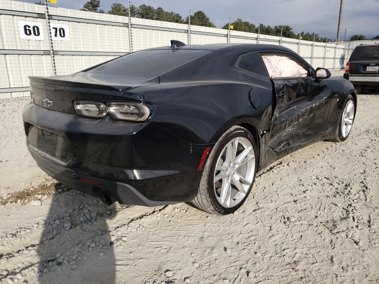 Photo 4 from auction – 2019 CHEVROLET CAMARO LS with VIN 1G1FB1RS5K0126767