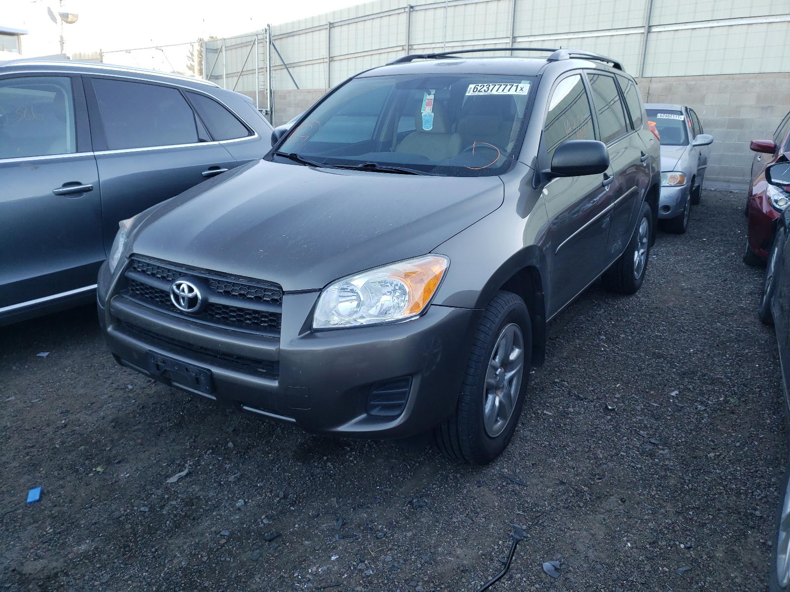 Photo 2 from auction – 2010 TOYOTA RAV4 with VIN 2T3BF4DV8AW062151