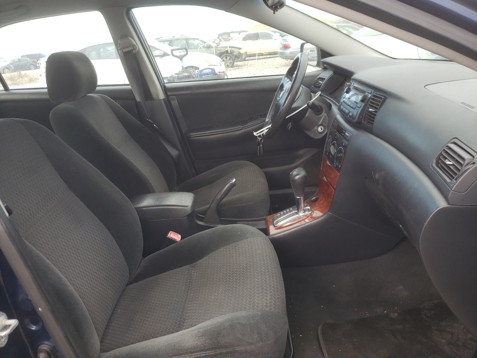 Photo 5 from auction – 2006 TOYOTA COROLLA CE with VIN 1NXBR32E76Z601721