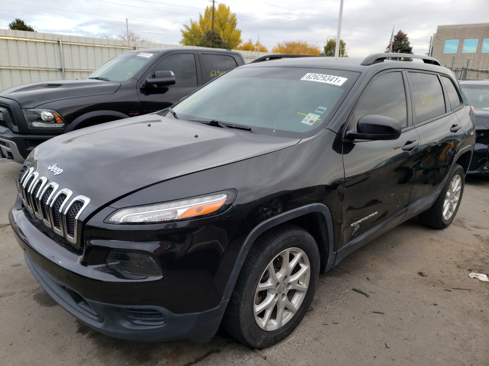 Photo 2 from auction – 2016 JEEP CHEROKEE S with VIN 1C4PJLAB8GW222256