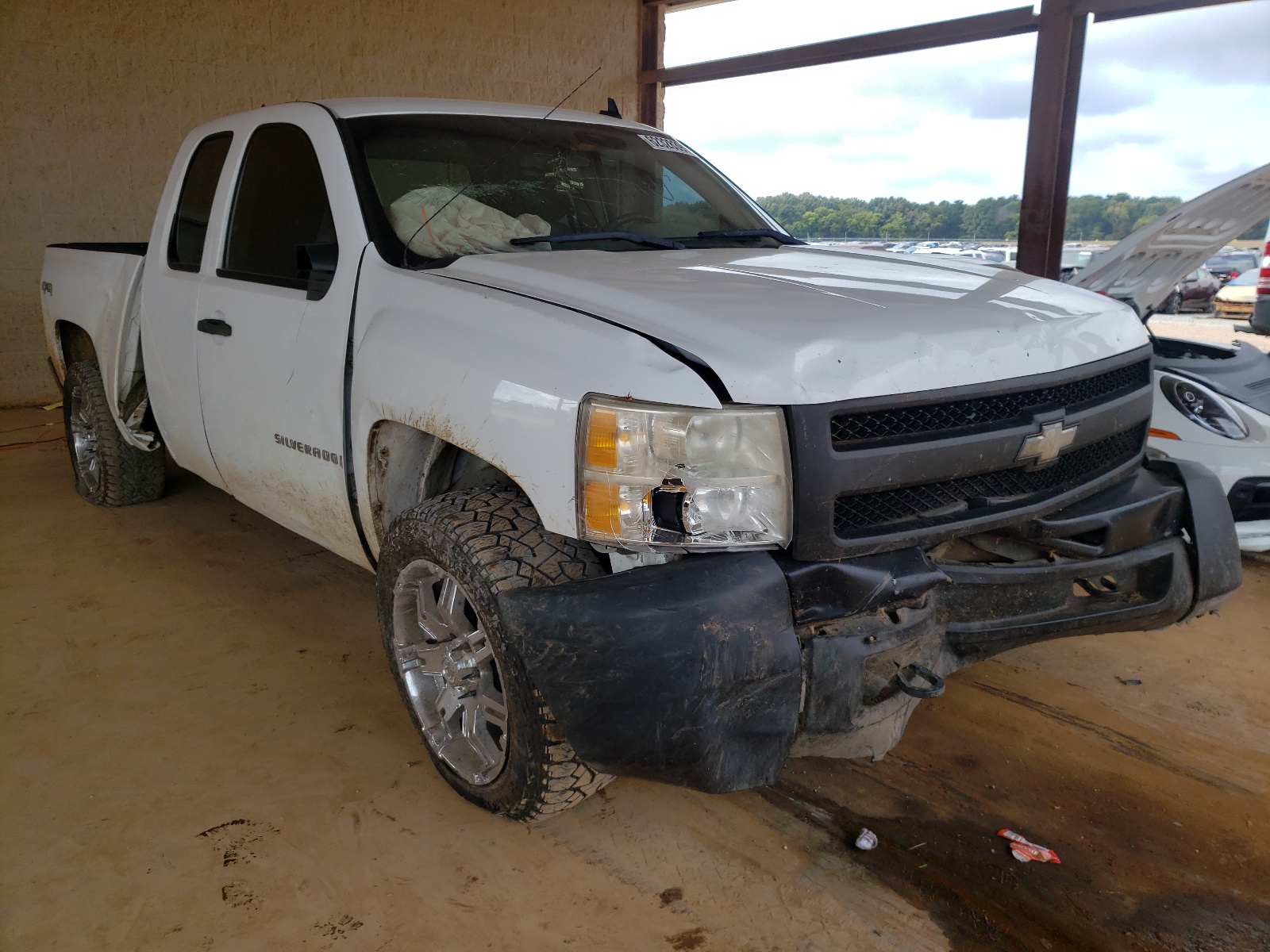 Photo 1 from auction – 2009 CHEVROLET SILVERADO with VIN 1GCEK19049Z199474