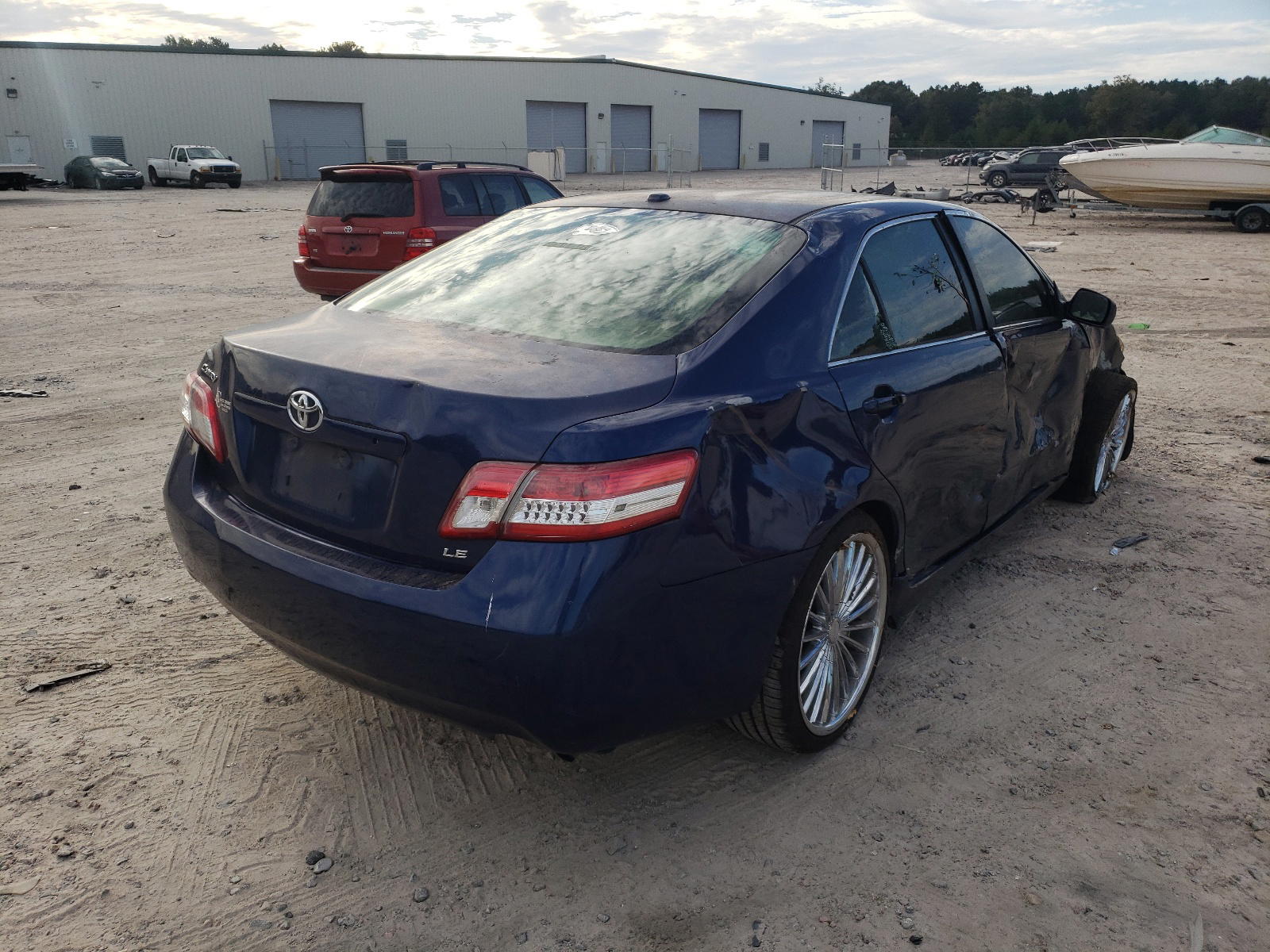 Photo 4 from auction – 2011 TOYOTA CAMRY BASE with VIN 4T1BF3EK3BU717910