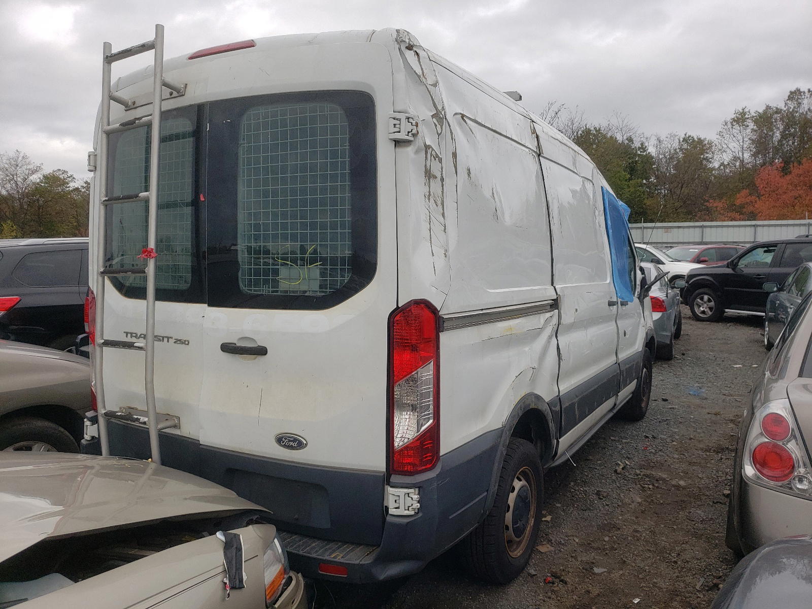 Photo 4 from auction – 2015 FORD TRANSIT T- with VIN 1FTYR1CM1FKA19666