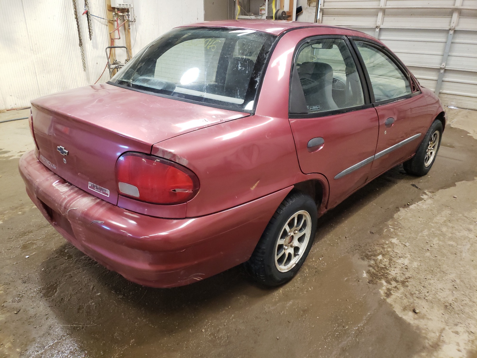 Photo 4 from auction – 2001 CHEVROLET METRO LSI with VIN 2C1MR522716709887