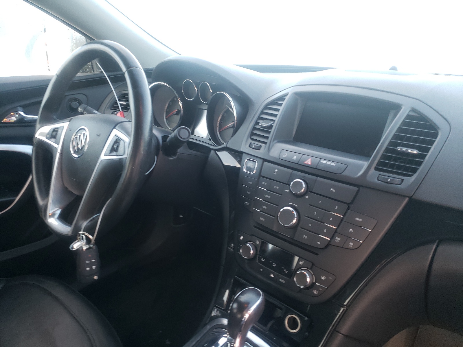 Фото 9 с аукциона – 2012 BUICK REGAL PREM с VIN 2G4GS5EK9C9195019