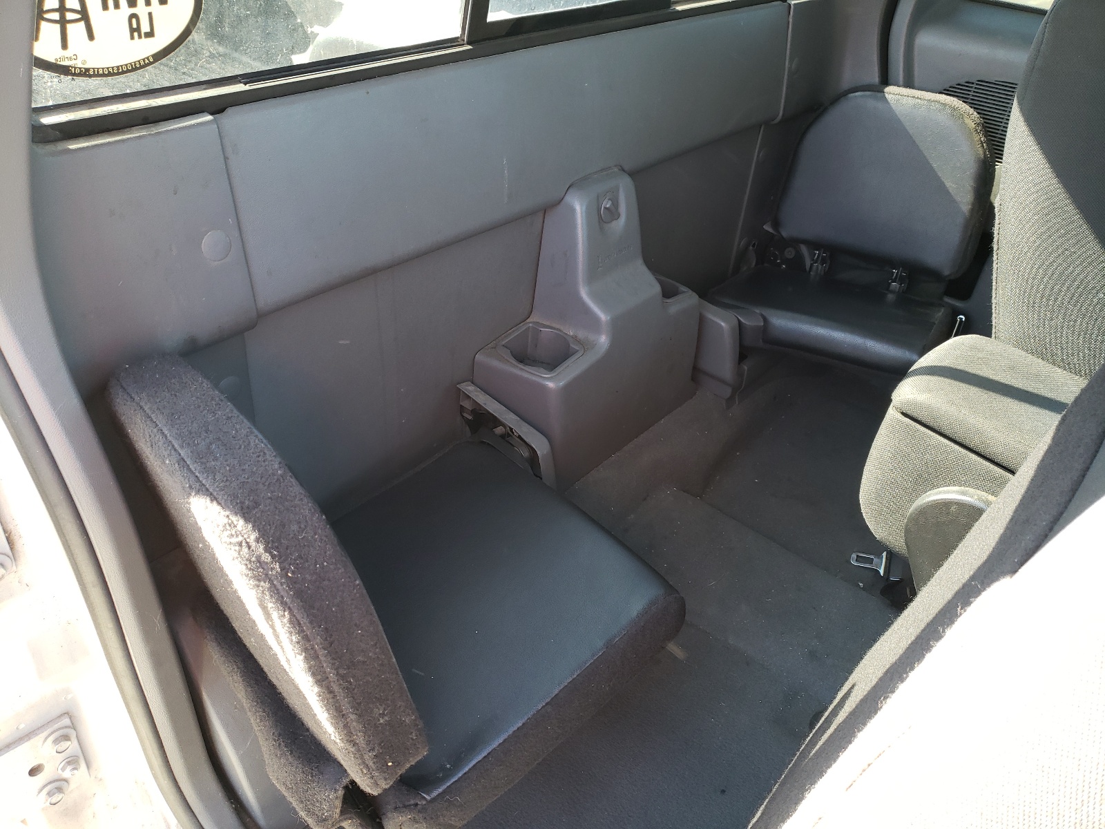 Photo 6 from auction – 2004 FORD RANGER SUP with VIN 1FTYR44U84PA46590