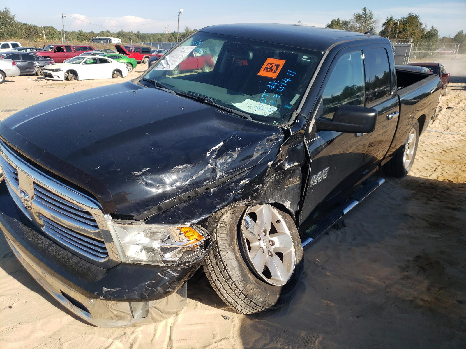 Photo 2 from auction – 2014 RAM 1500 SLT with VIN 1C6RR7GT8ES400378