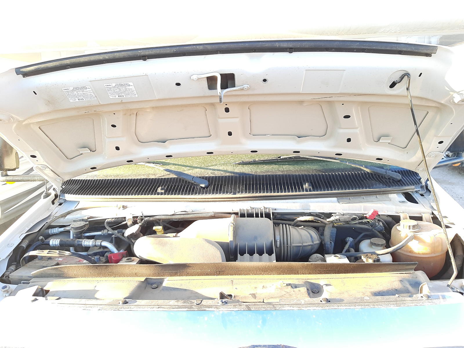 Photo 12 from auction – 2014 FORD ECONOLINE with VIN 1FDXE4FS3EDA26961