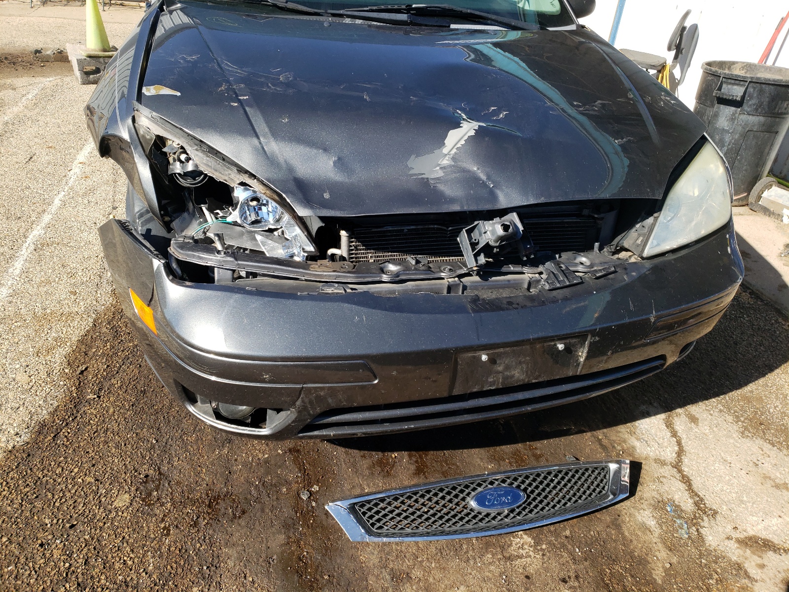 Photo 9 from auction – 2007 FORD FOCUS ZX3 with VIN 1FAFP31N47W142768