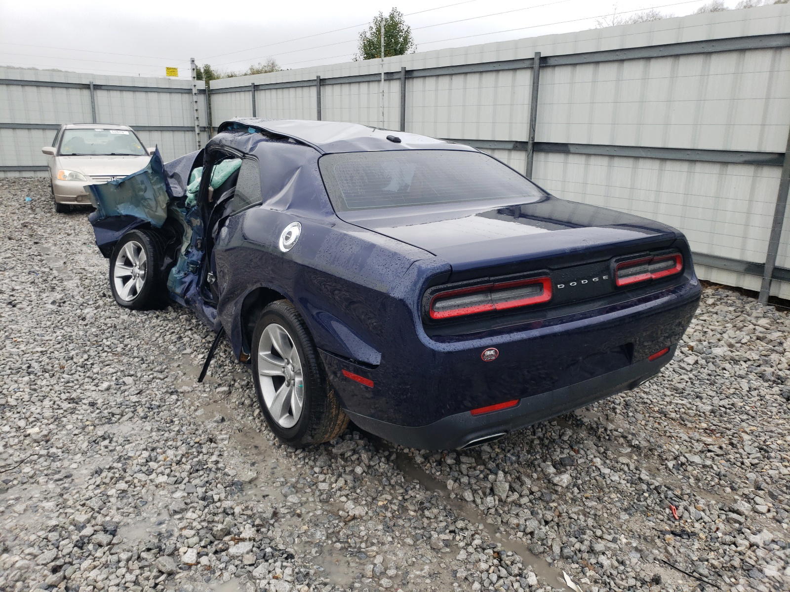 Photo 3 from auction – 2015 DODGE CHALLENGER with VIN 2C3CDZAG1FH733541