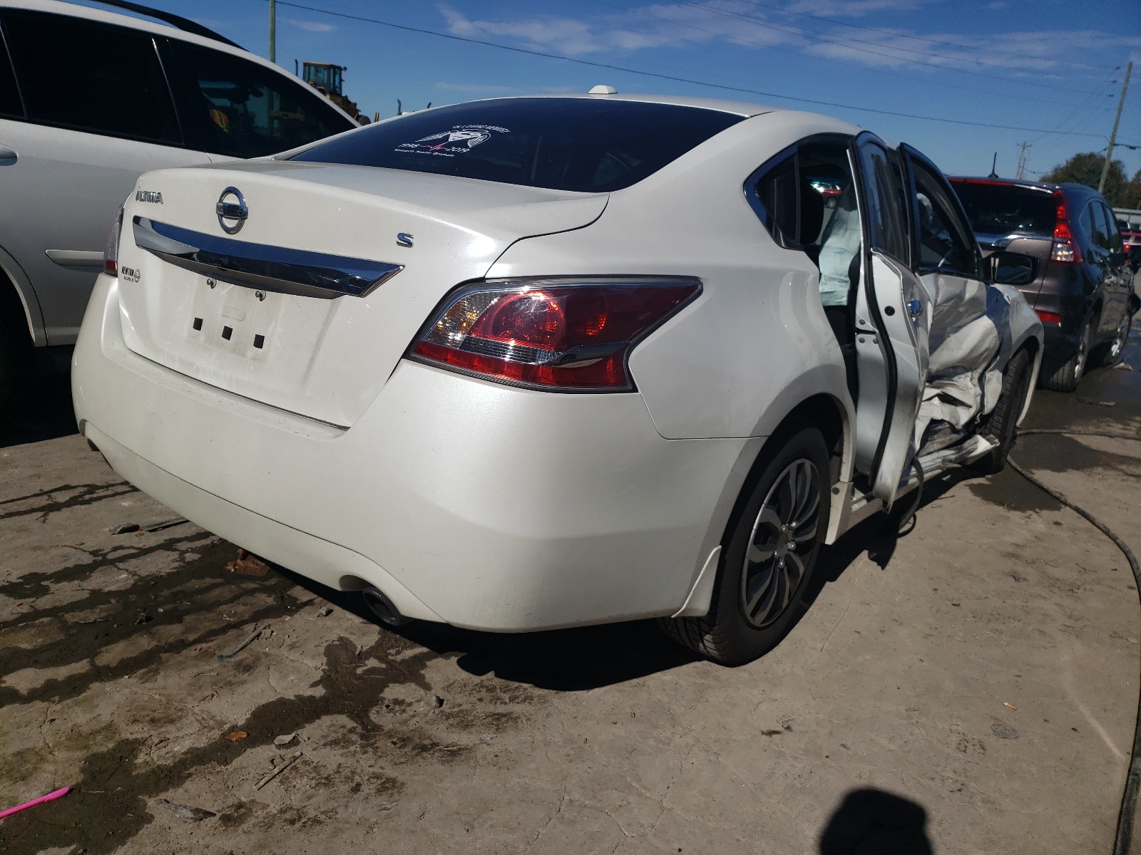 Photo 4 from auction – 2015 NISSAN ALTIMA 2.5 with VIN 1N4AL3AP2FC169622