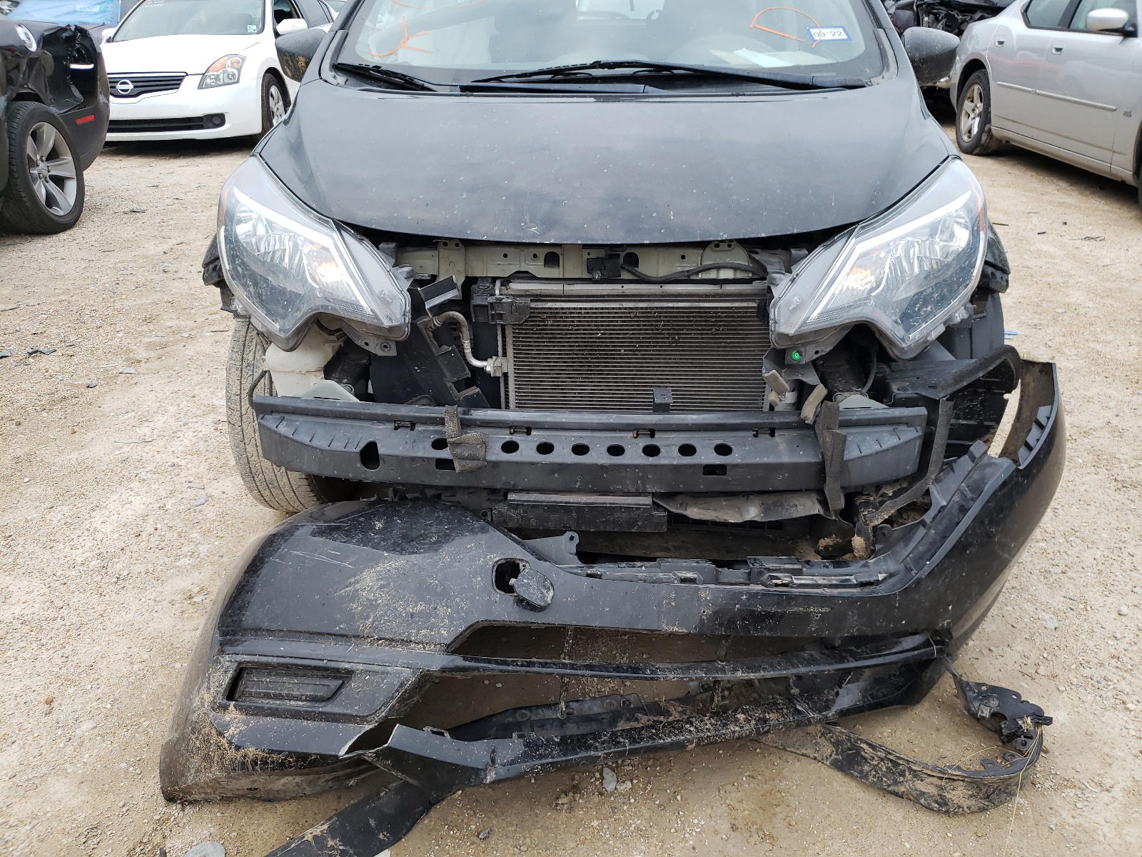 Photo 9 from auction – 2017 NISSAN VERSA NOTE with VIN 3N1CE2CP3HL376941