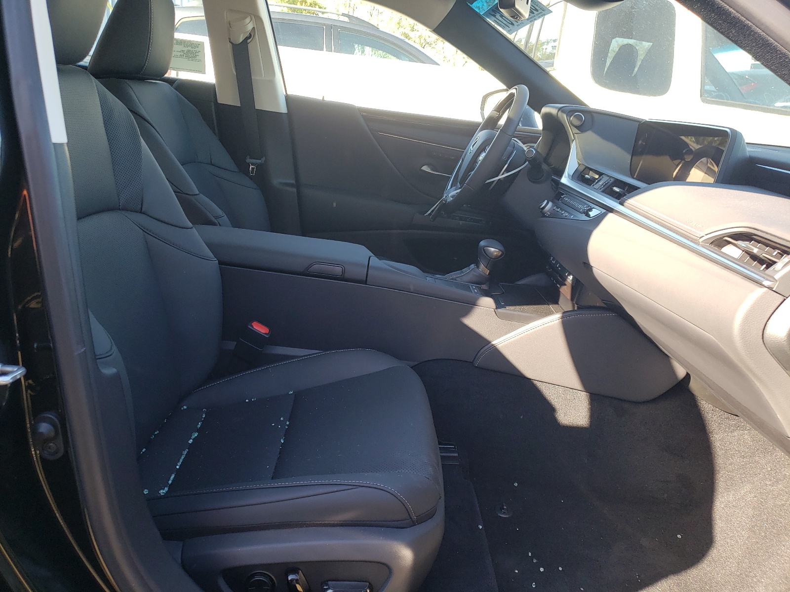 Photo 5 from auction – 2021 LEXUS ES 350 BAS with VIN 58ADZ1B15MU104179