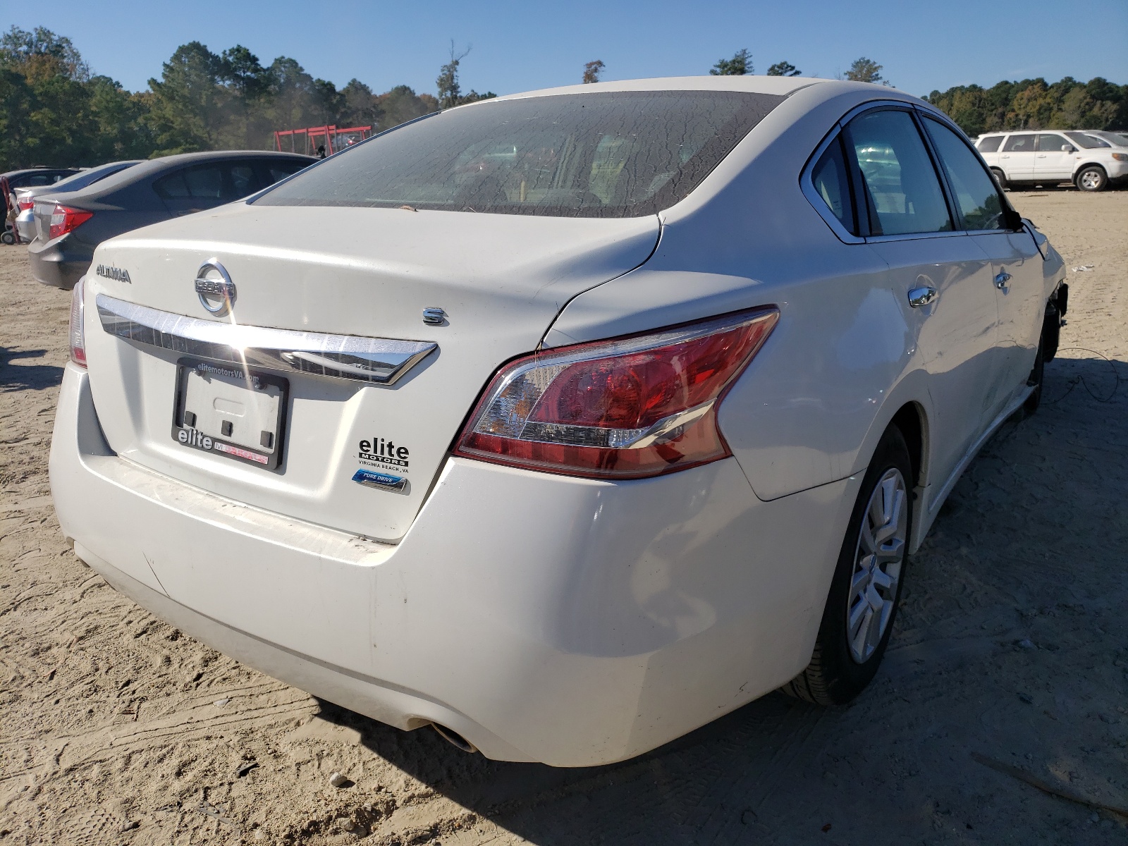 Photo 4 from auction – 2013 NISSAN ALTIMA 2.5 with VIN 1N4AL3AP0DN445619