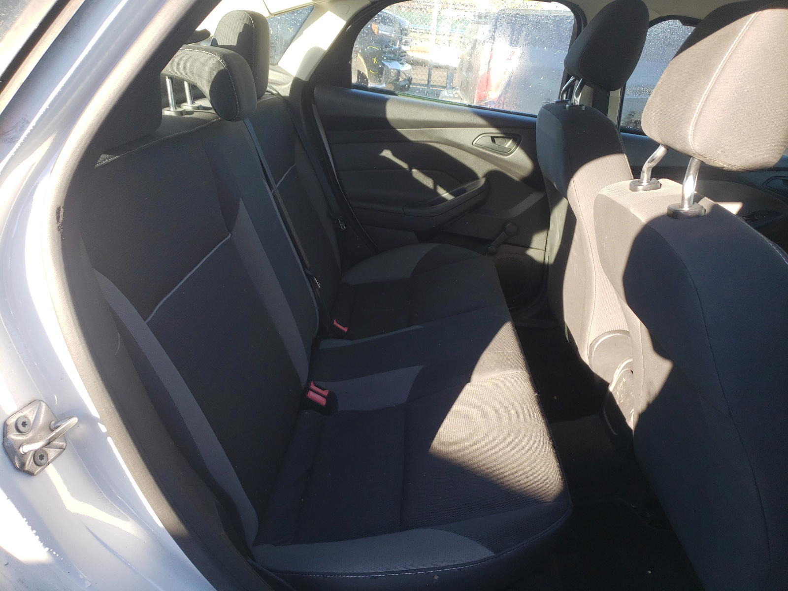 Photo 6 from auction – 2014 FORD FOCUS S with VIN 1FADP3E25EL194531