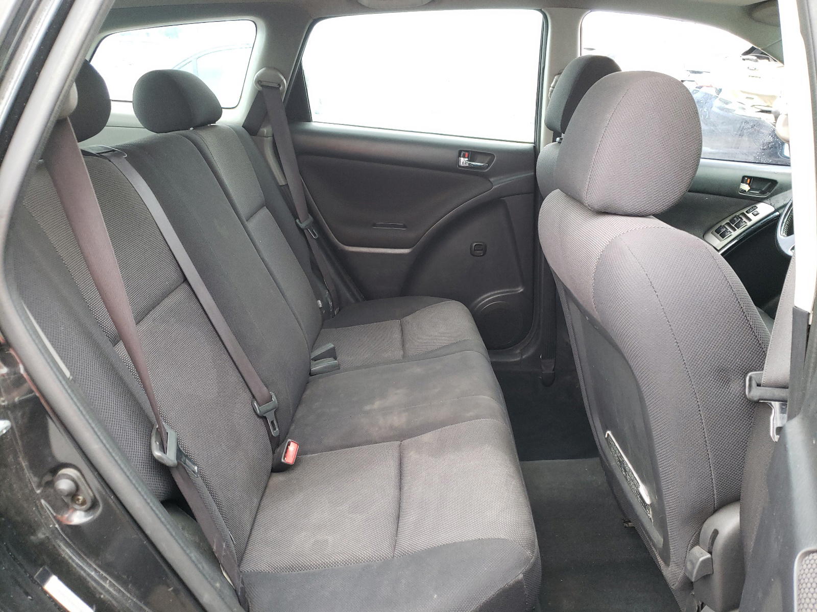Photo 6 from auction – 2004 TOYOTA COROLLA MA with VIN 2T1KR32EX4C228768