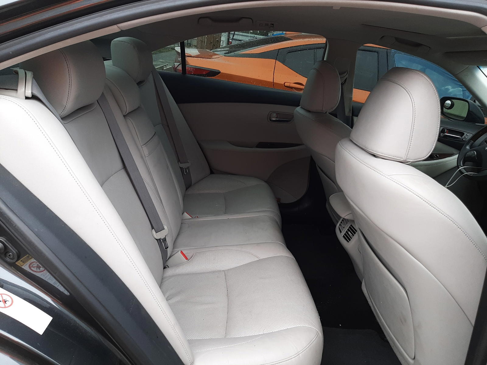 Photo 6 from auction – 2011 LEXUS ES 350 with VIN JTHBK1EG1B2434044