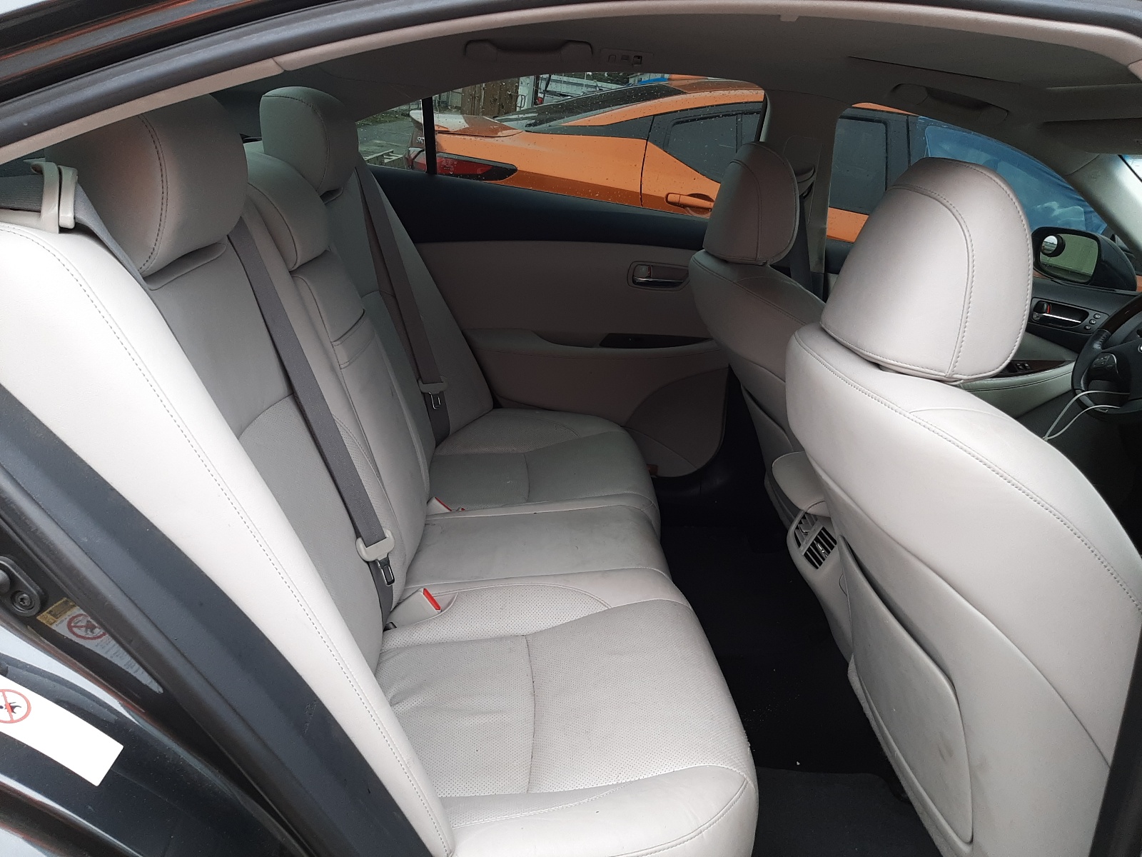Foto 6 de la subasta – 2011 LEXUS ES 350 con VIN JTHBK1EG1B2434044