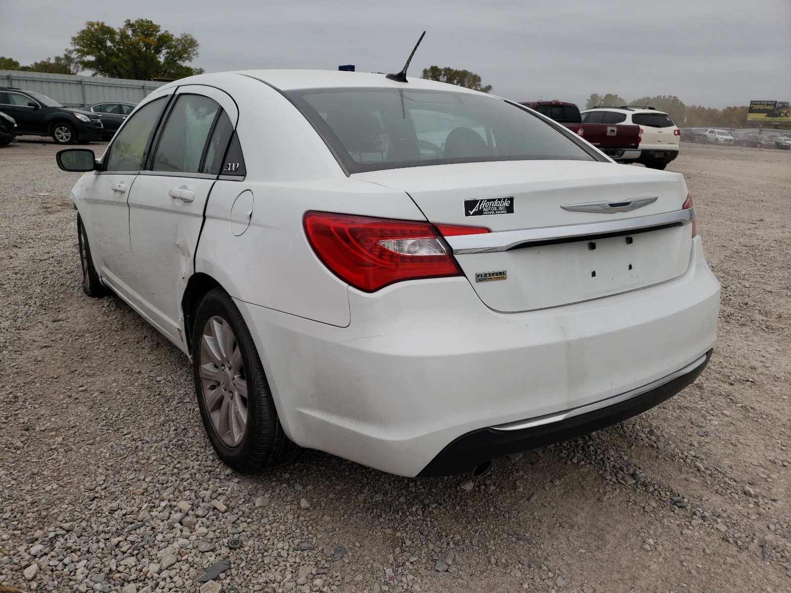 Photo 3 from auction – 2013 CHRYSLER 200 TOURIN with VIN 1C3CCBBG7DN527475
