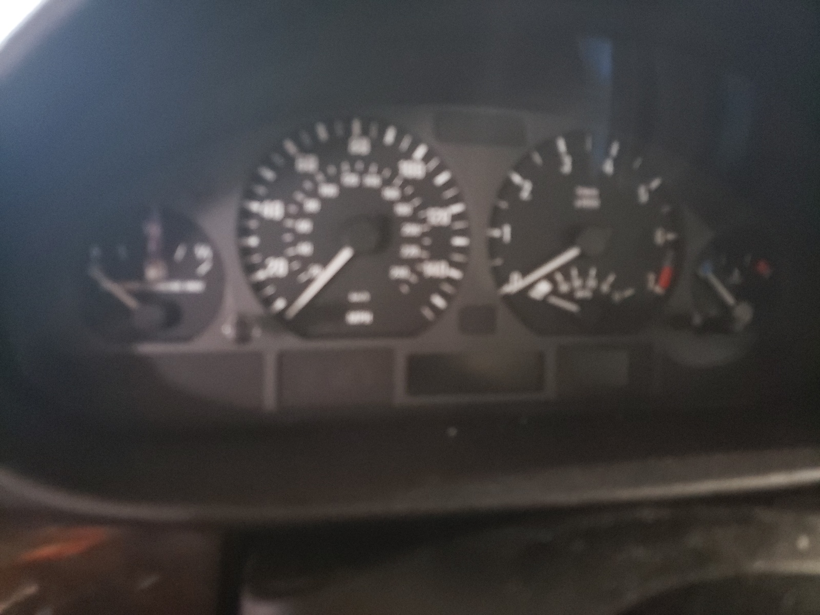 Zdjęcie 8 z aukcji – 2003 BMW 325 I z VIN WBAET37463NJ33146