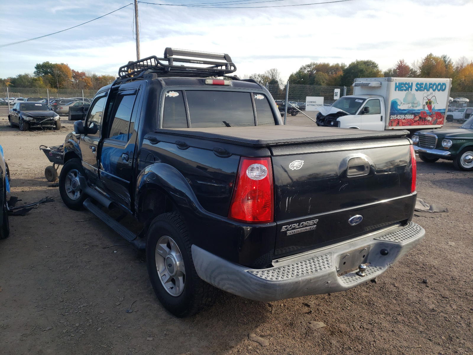Photo 3 from auction – 2004 FORD EXPLORER S with VIN 1FMZU77K44UC27875
