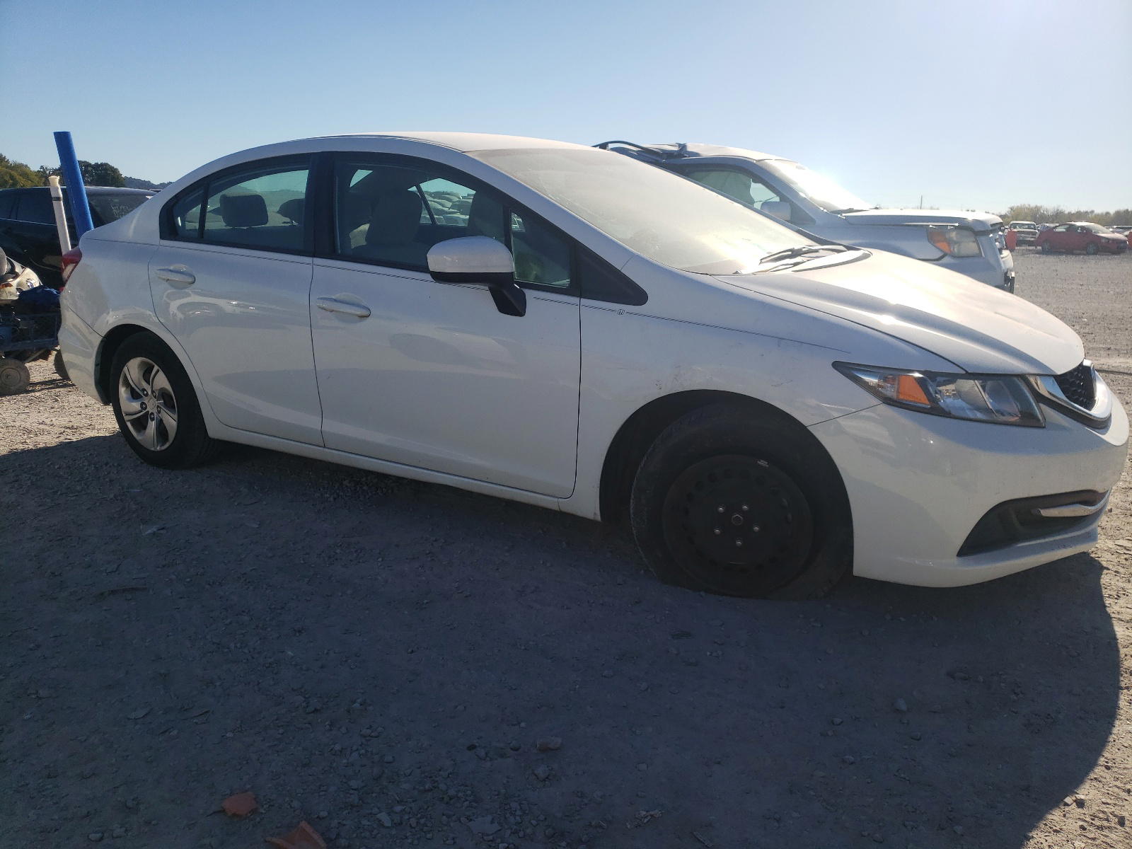 HONDA CIVIC LX 2014 with VIN 19XFB2F53EE071677 - Photo from auction