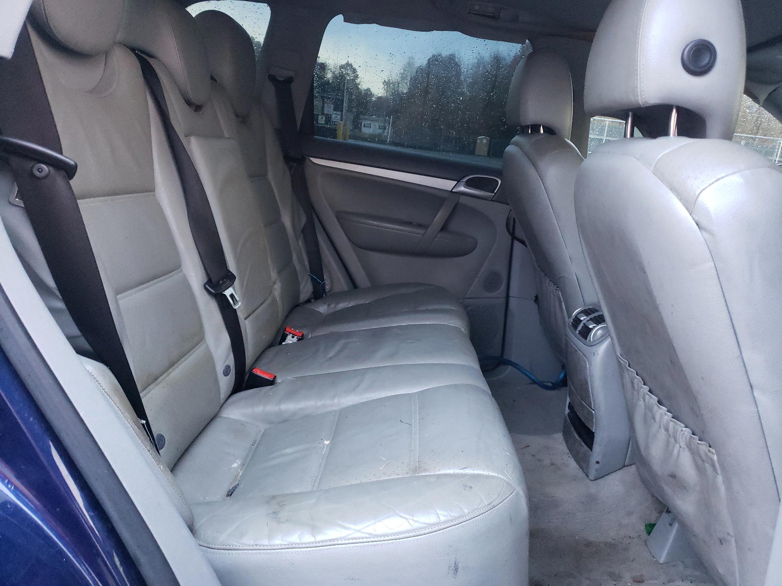 Photo 6 from auction – 2006 PORSCHE CAYENNE with VIN WP1AA29P66LA23544