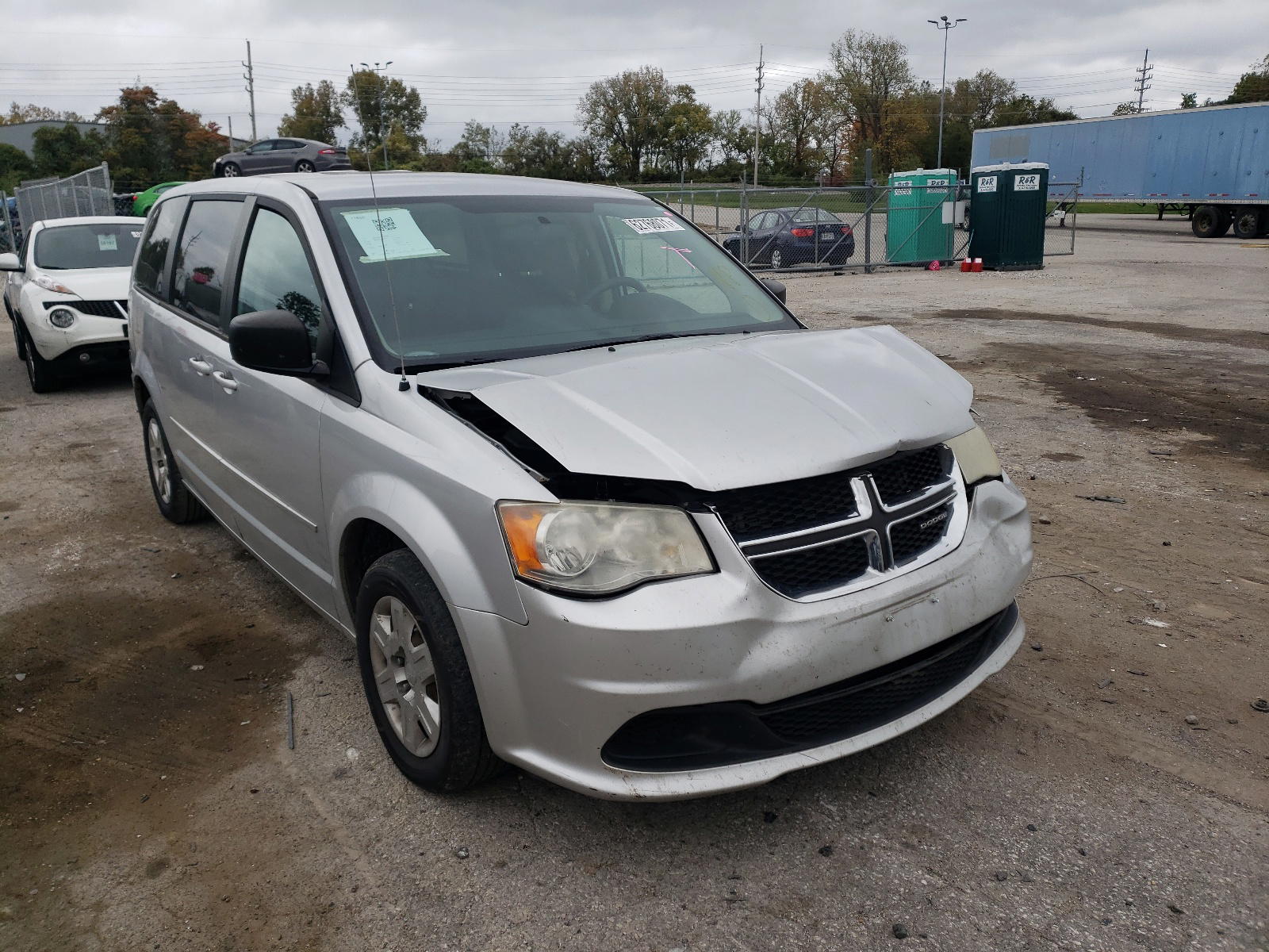 DODGE GRAND CARA 2011 with VIN 2D4RN4DG7BR601568 - Photo from auction